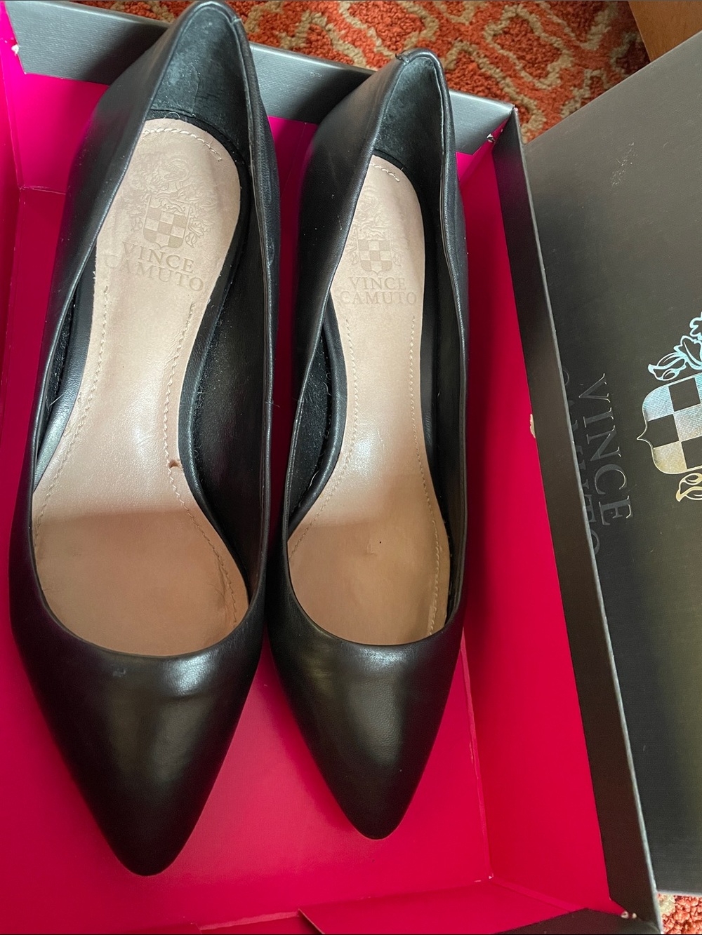Vince Camuto Black Leather Pointed-Toe Pumps
